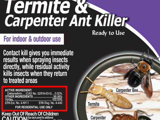 Fotografía de la etiqueta del insecticida que resalta su uso en interiores y exteriores.